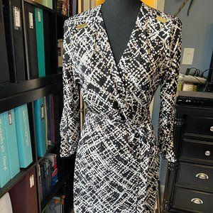 Calvin Klein Wrap Dress - XL
